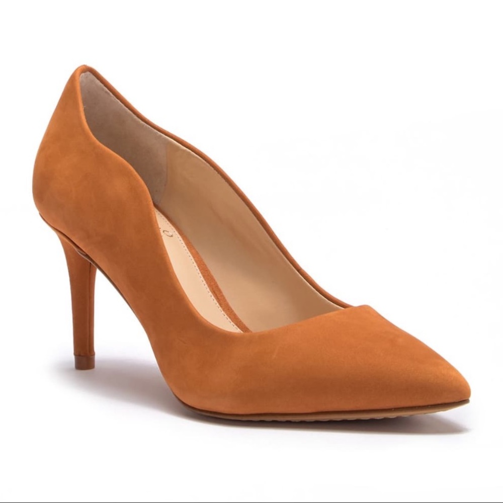 Vince Camuto • Jaynita Pointy Toe Pump